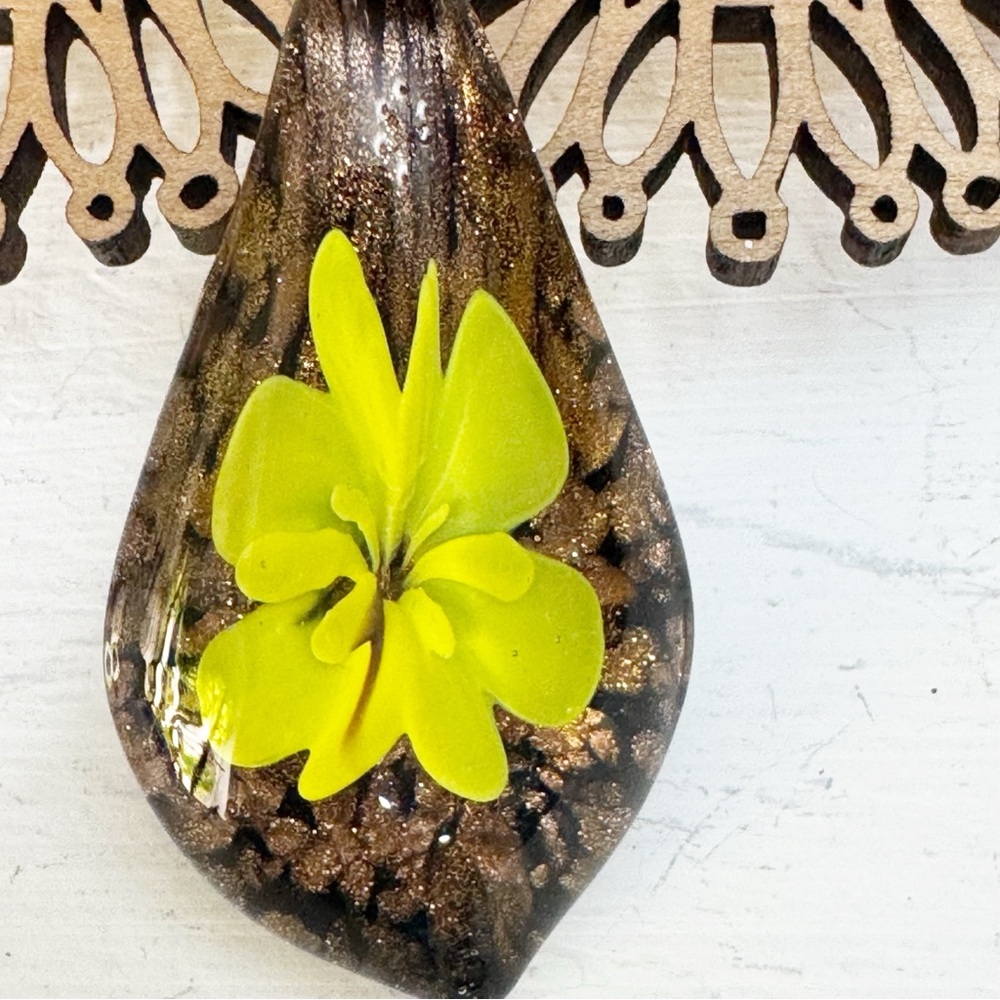 Yellow Flower Glass Pendant - Picture 2 of 9